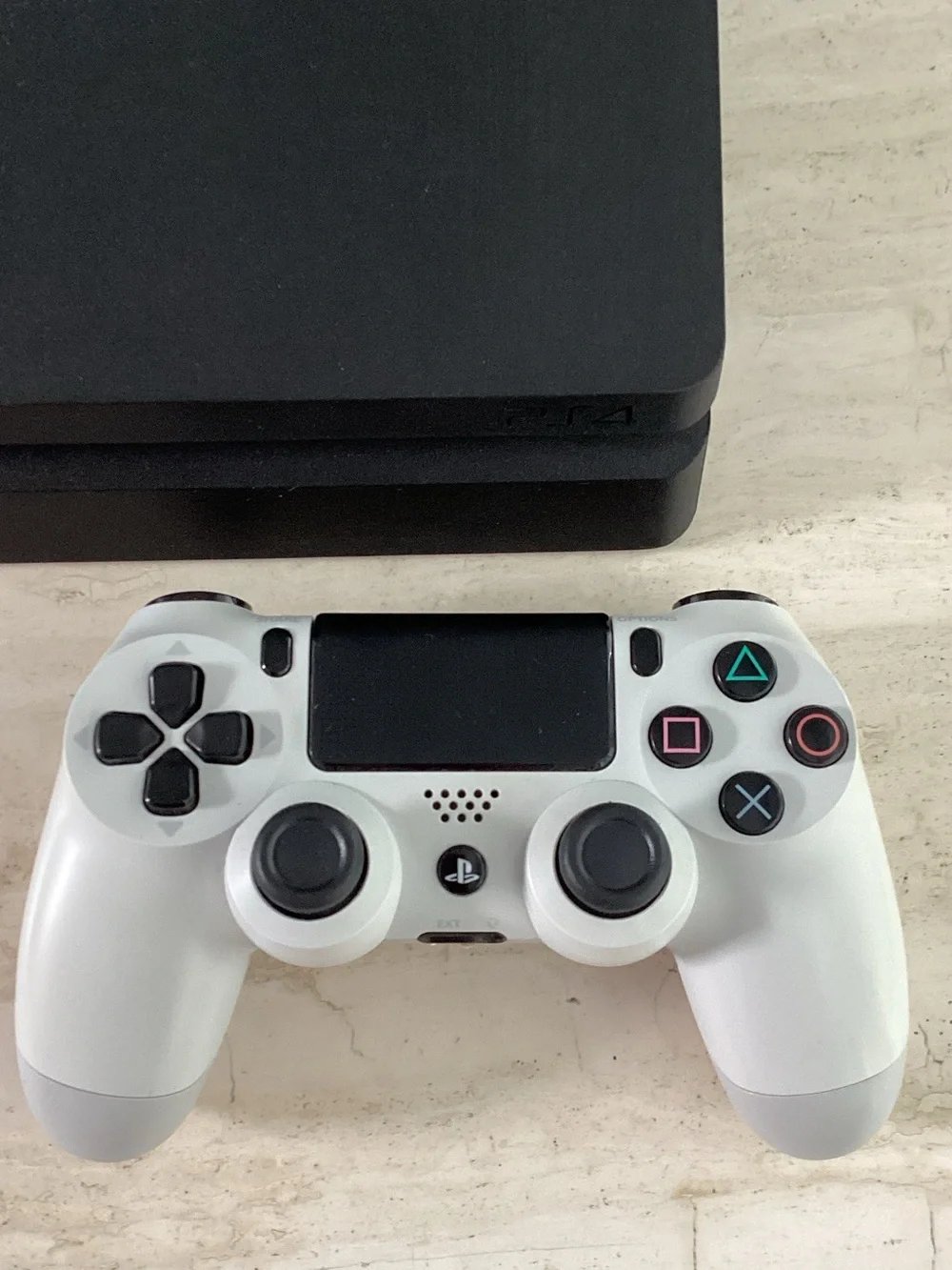 Sony PlayStation 4 Slim 1TB Console & Sony Controller Tested
